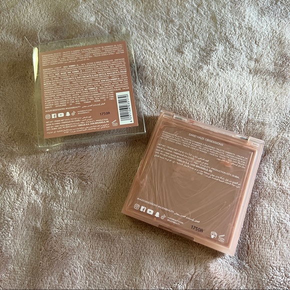 Huda beauty Haze obsessions in Sand - Picture 7 of 12